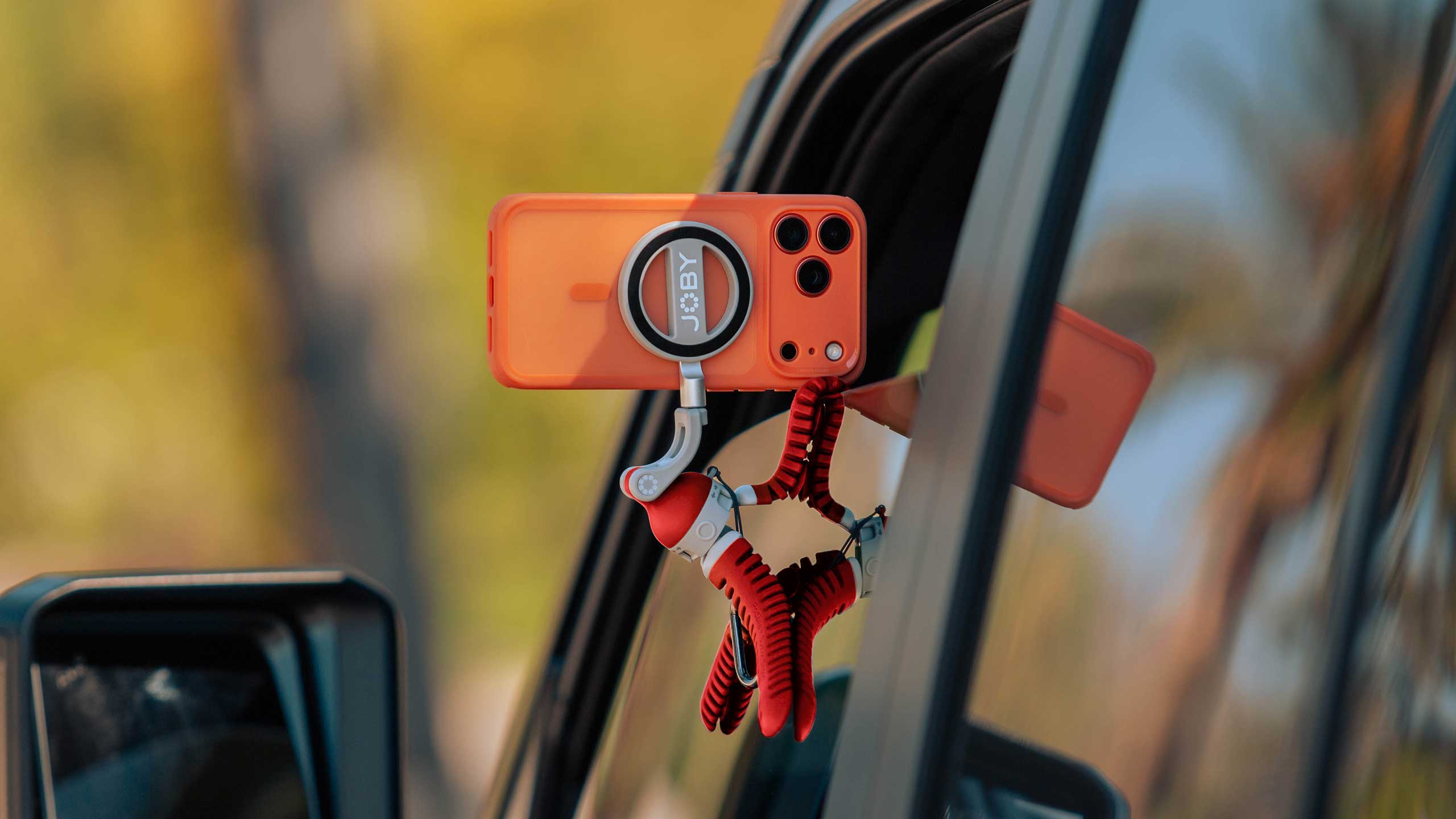 Load video: PodZilla Commercial, showcasing a group of people using the PodZilla on a trip to Joshua tree