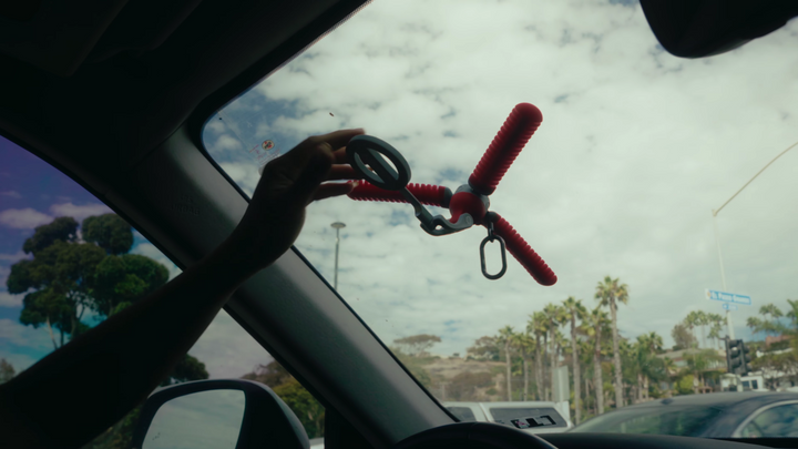 Film Yourself on a Solo Trip With Six Simple Techniques