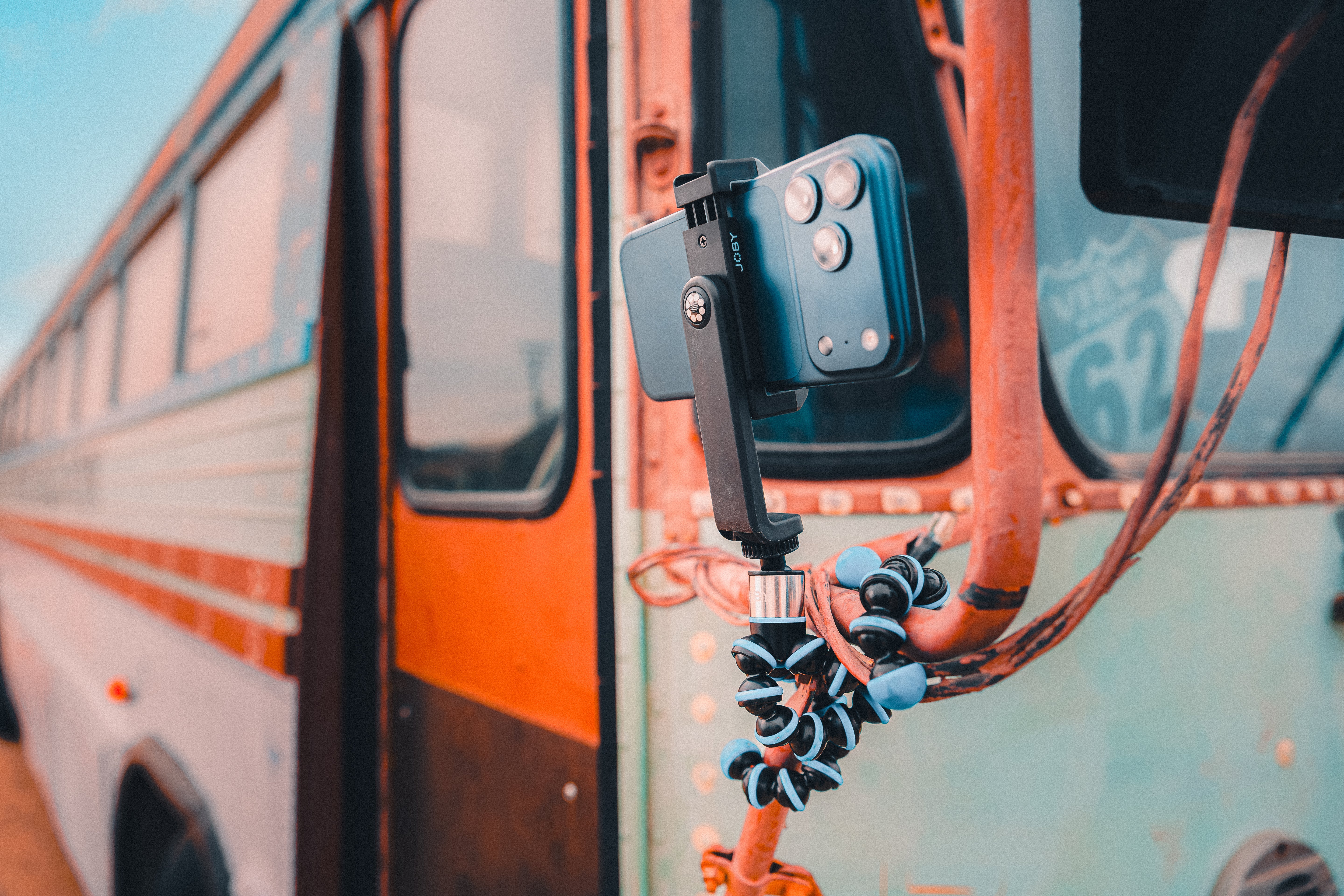 For Smartphones & Tablets