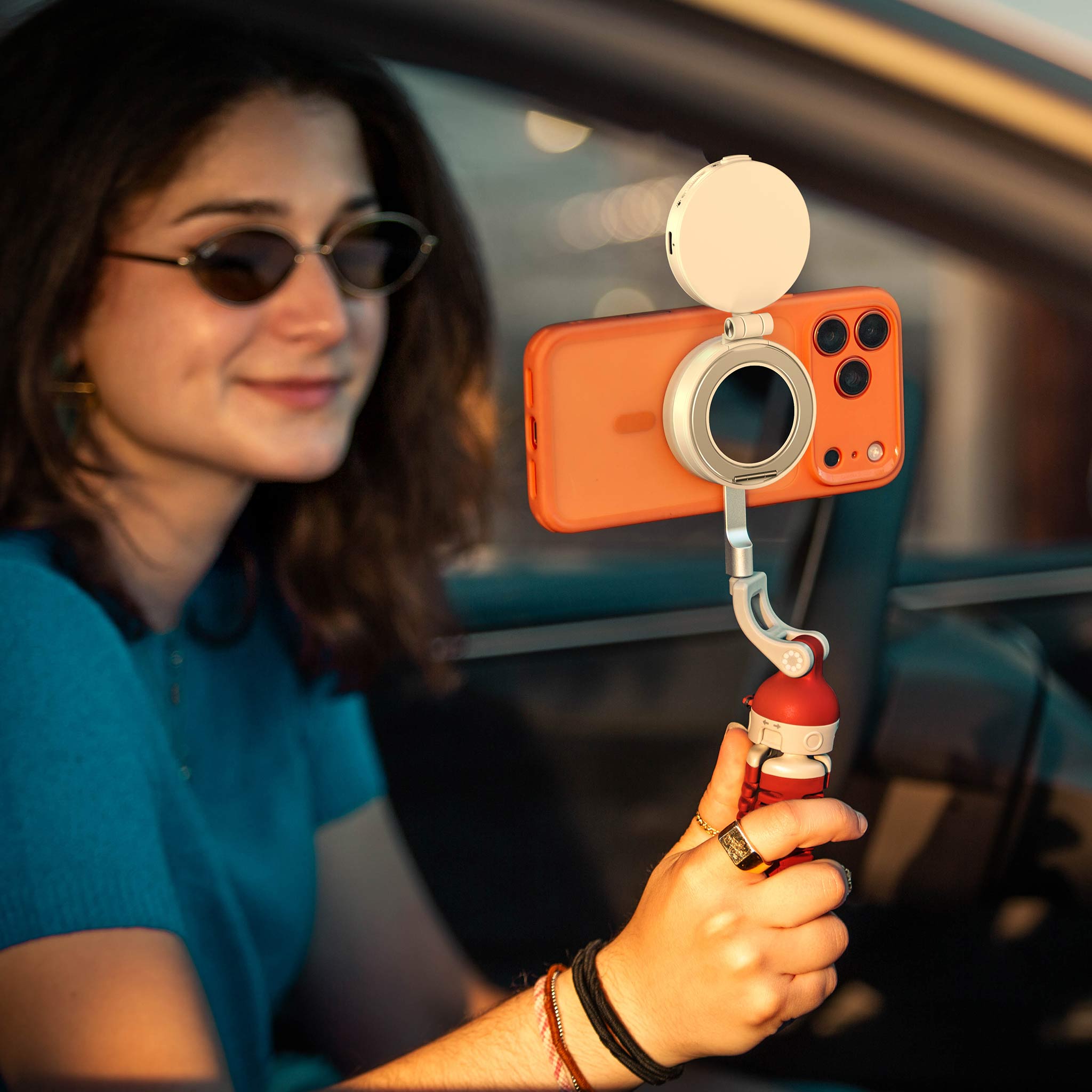 PodZilla® Octo Suction Tripod for Smartphones | JOBY Official Store